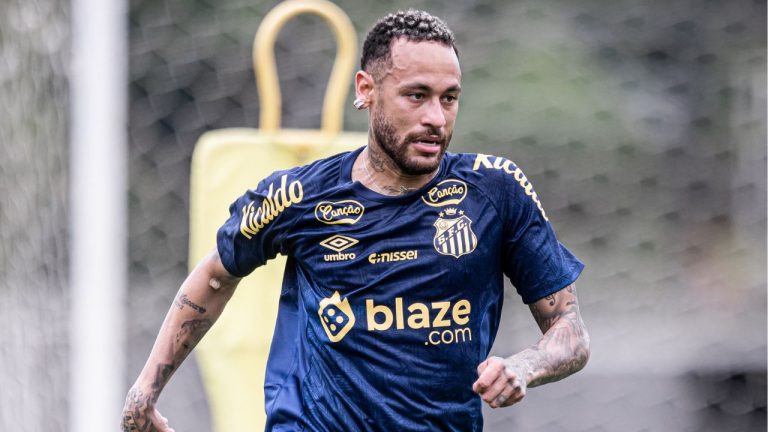 Neymar treinando