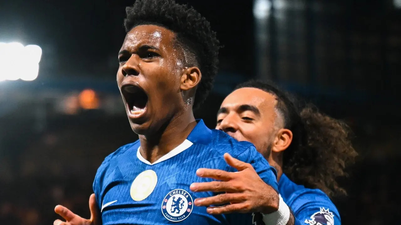 Estevão / Chelsea