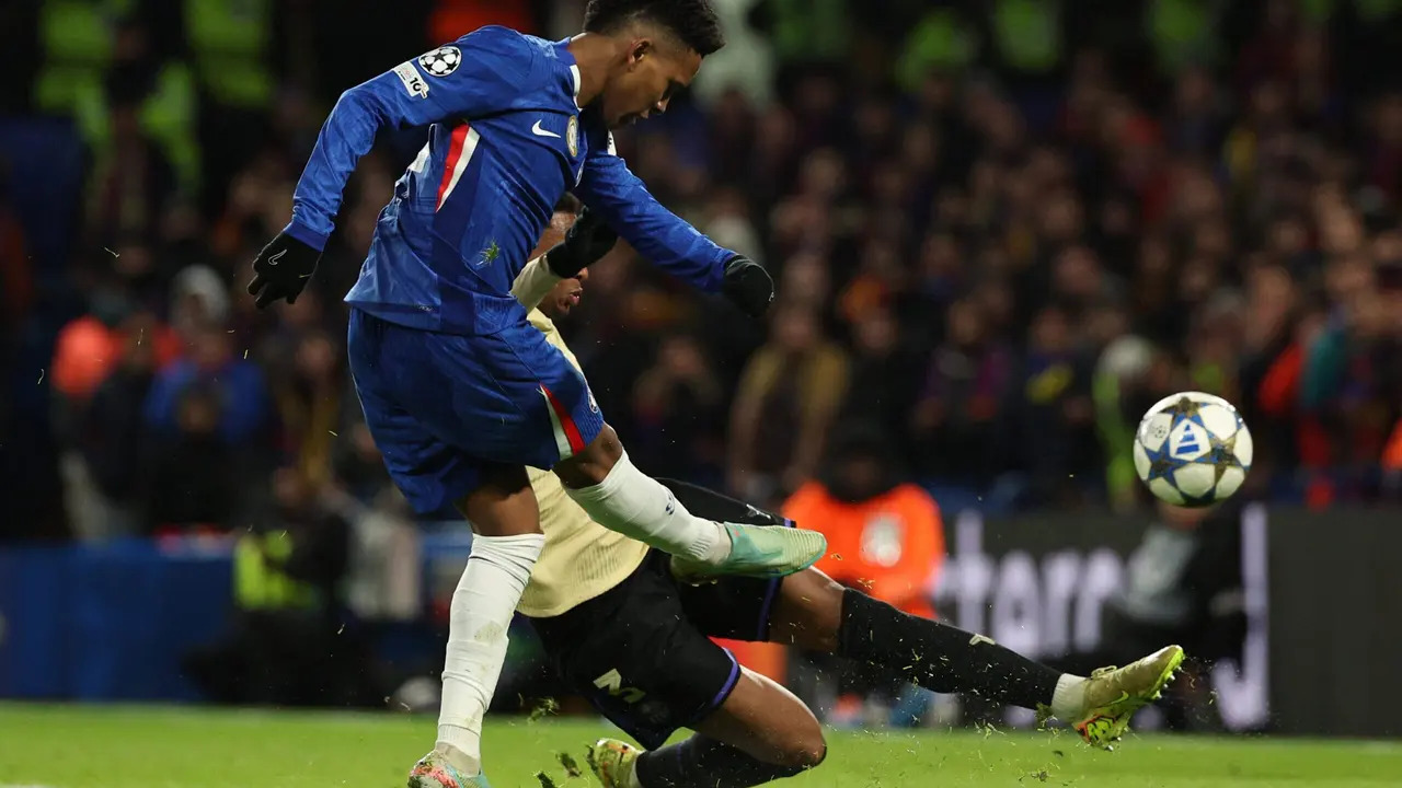 Estevão / Chelsea