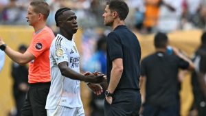 Vinicius Júnior e Xabi Alonso / Real Madrid