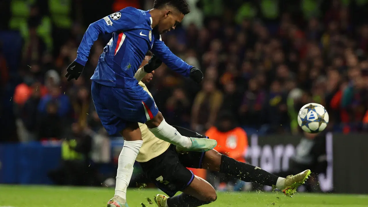 Estevão / Chelsea